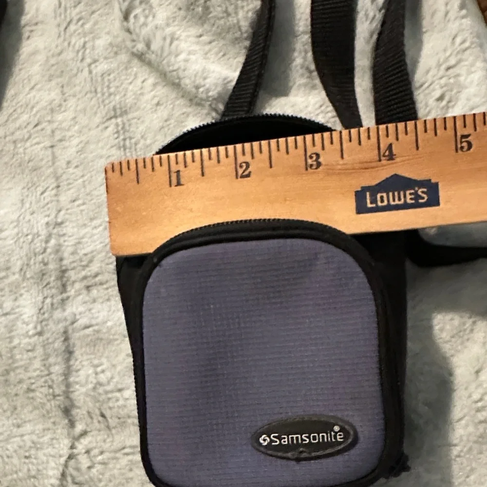 Samsonite Camera Bag with Belt Loop & Shoulder Strap